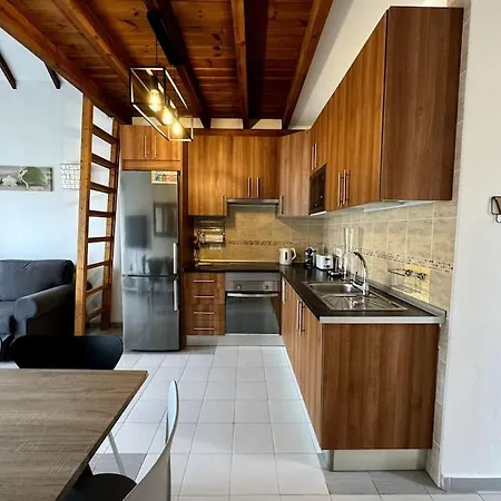 Benny With Garage * 아데제