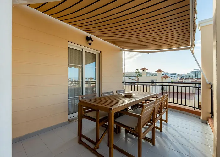 Benny With Garage Apartman *