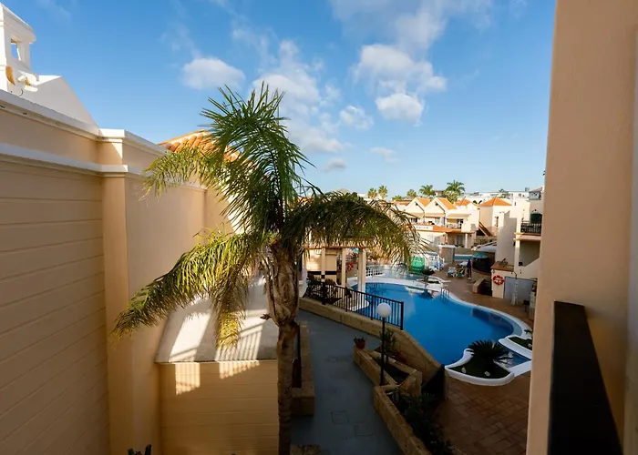 Benny With Garage Apartman *