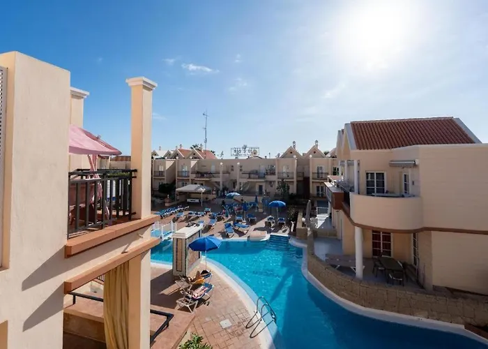 Benny With Garage Apartman *