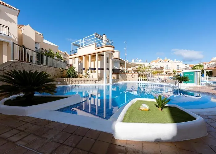 Benny With Garage Apartman